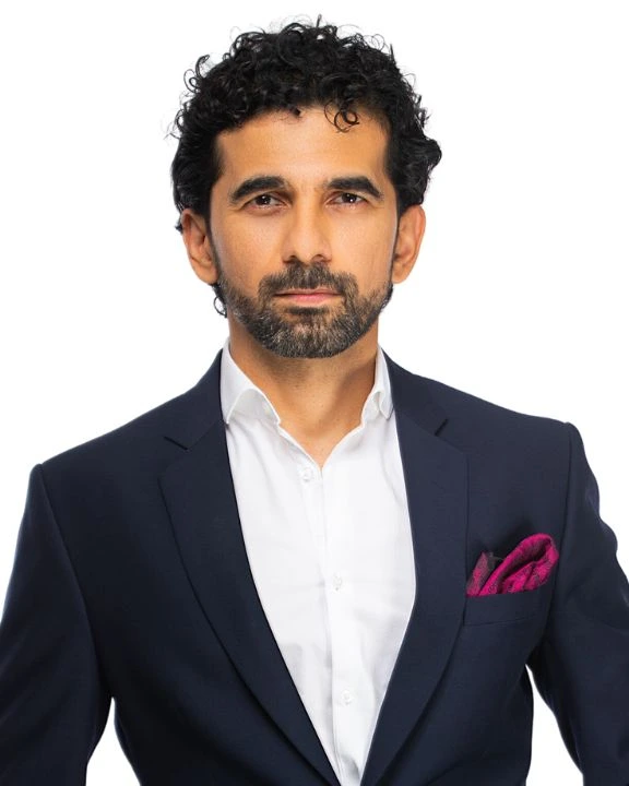 Profile headshot of Kashif Fakhi